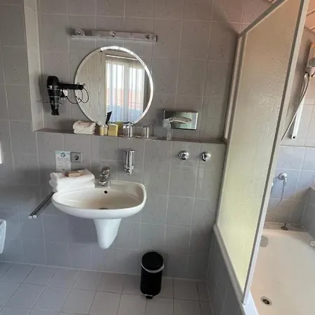 Krystall Casa de hóspedes 3*